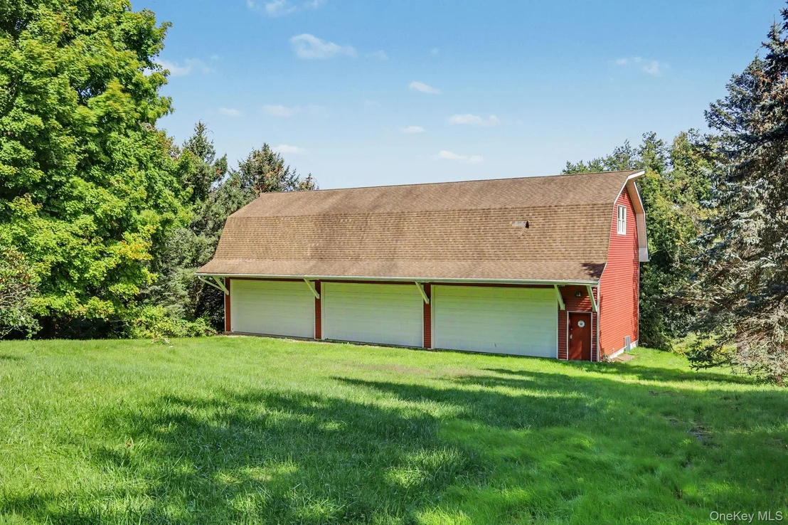 Photo of 214 Starr Ridge Road