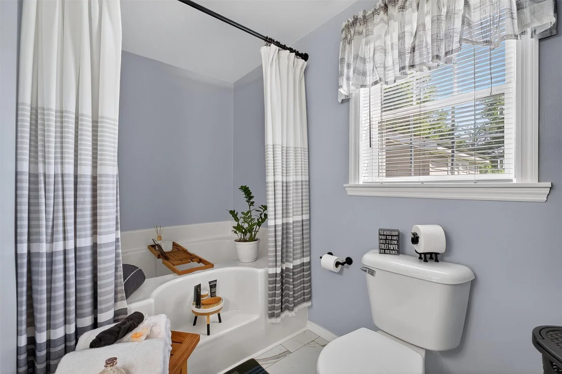 Photo of 99 Vero Drive