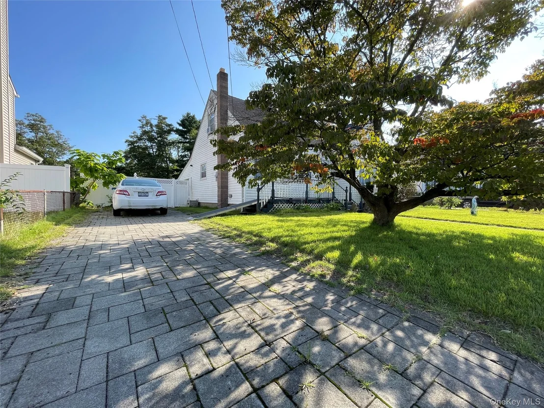 Photo of 16 Heathcote Road