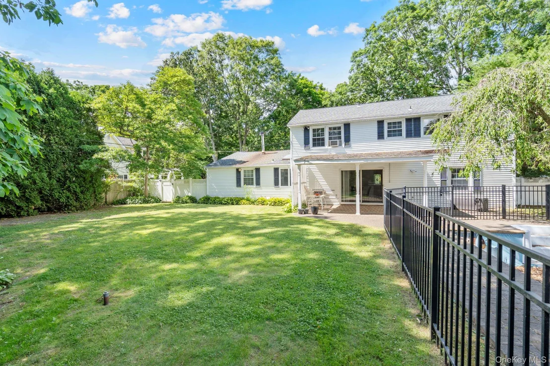 Photo of 20 Spaulding Lane
