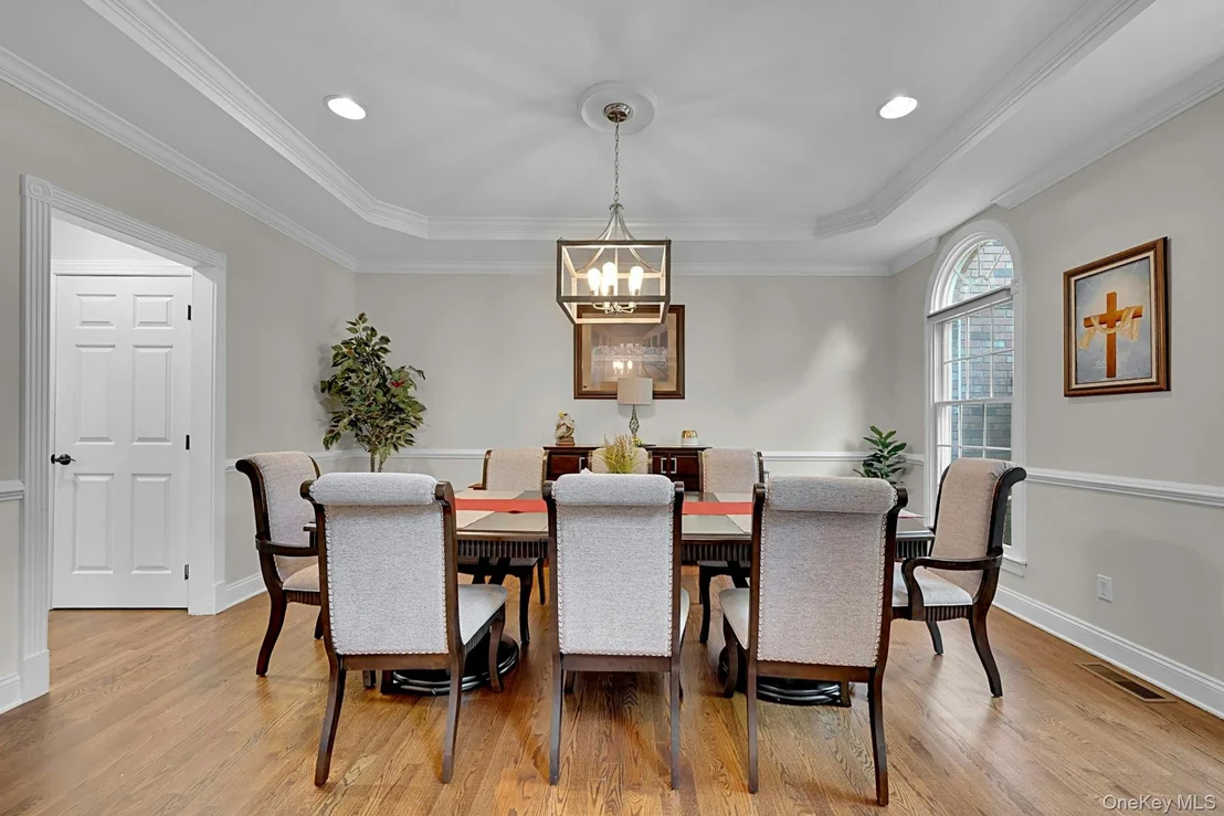 Photo of 16 Eagle Court