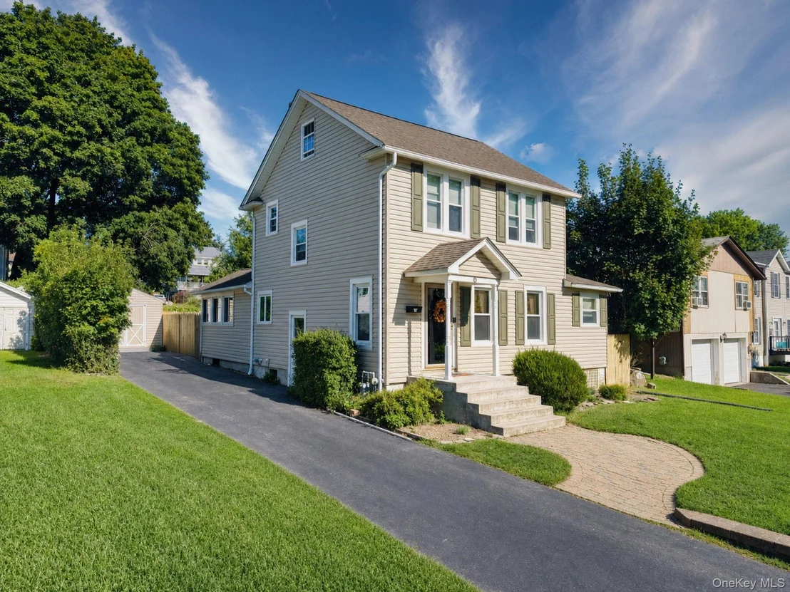 Photo of 8 Budd Avenue