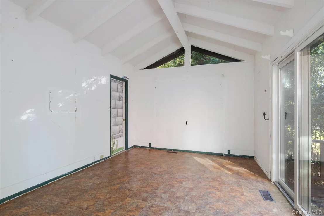 Photo of 15 Nautilus Drive