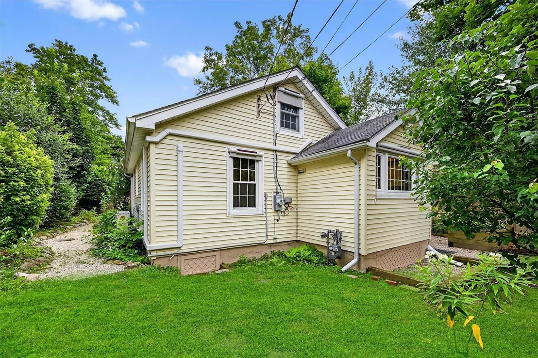 Photo of 10 Eagle Street