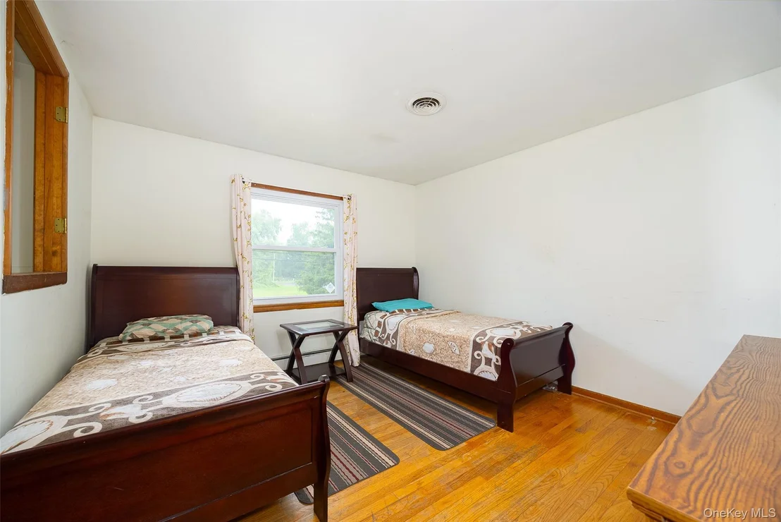 Photo of 2 Lawrence Road