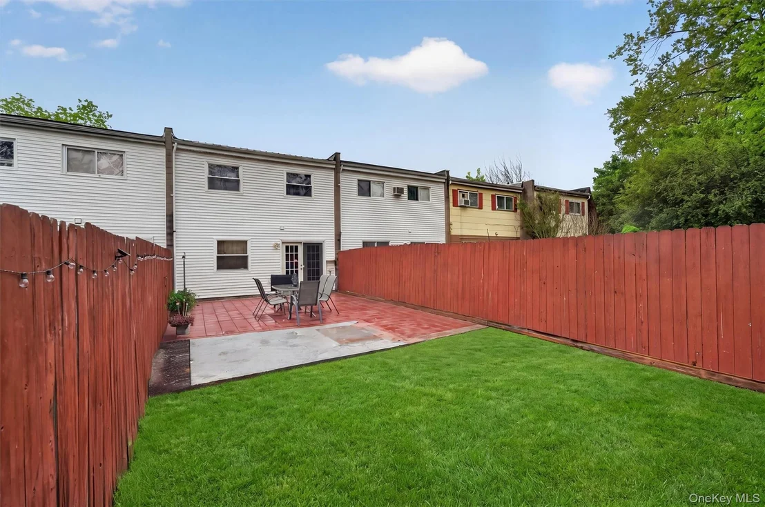 Photo of 80 Sarah Lane