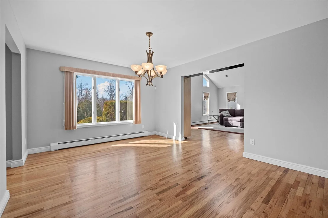 Photo of 31 Waters Edge