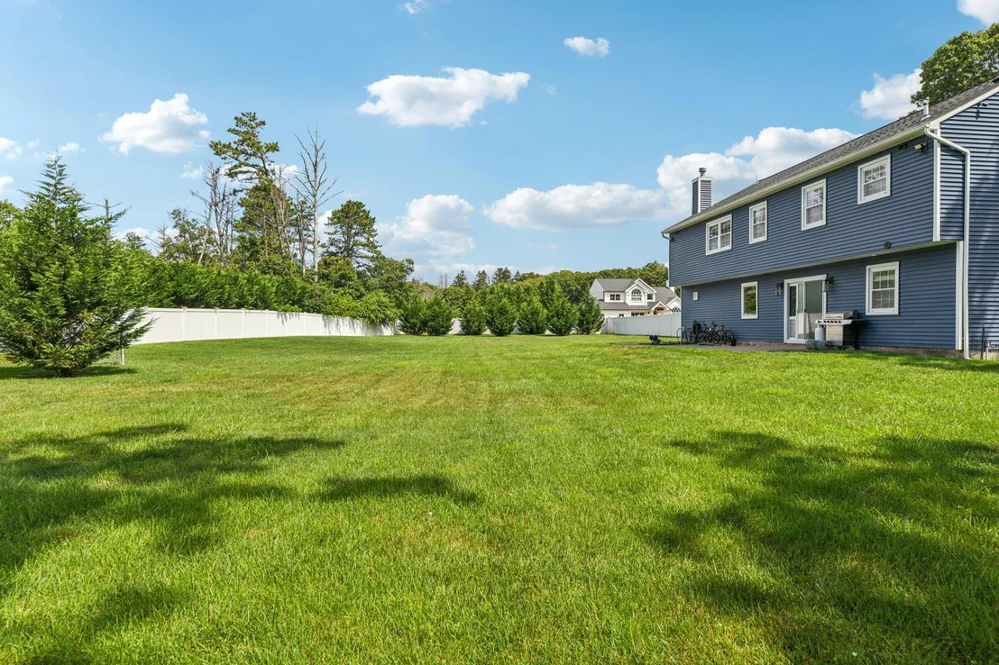 Photo of 2 Sommerset Drive