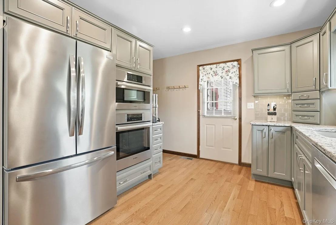 Photo of 73 Sunset Road