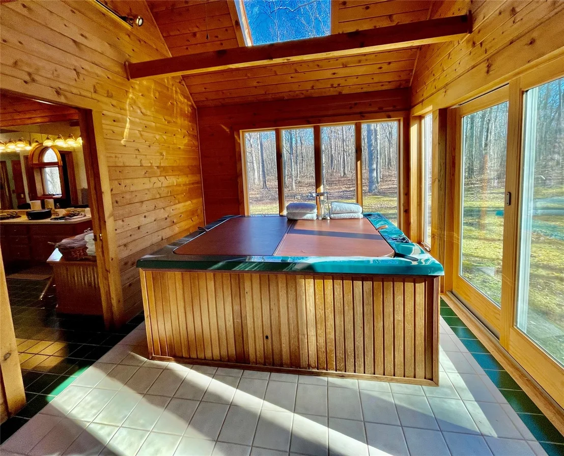 Photo of 71 Saddleback Ridge Road