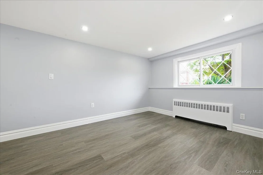 Photo of 90 Grohmans Lane