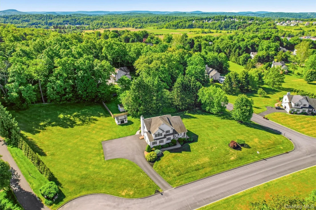 Photo of 8 Twin Spring Lane