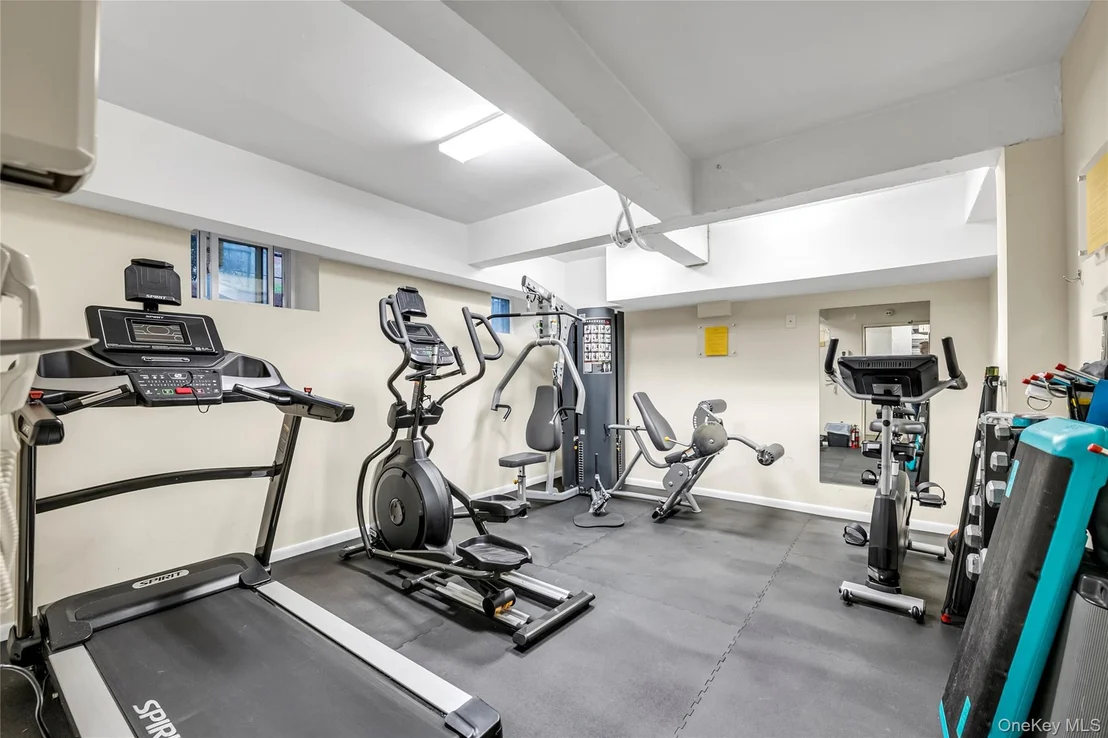 Photo of Unit 2L at 50 Brompton Road