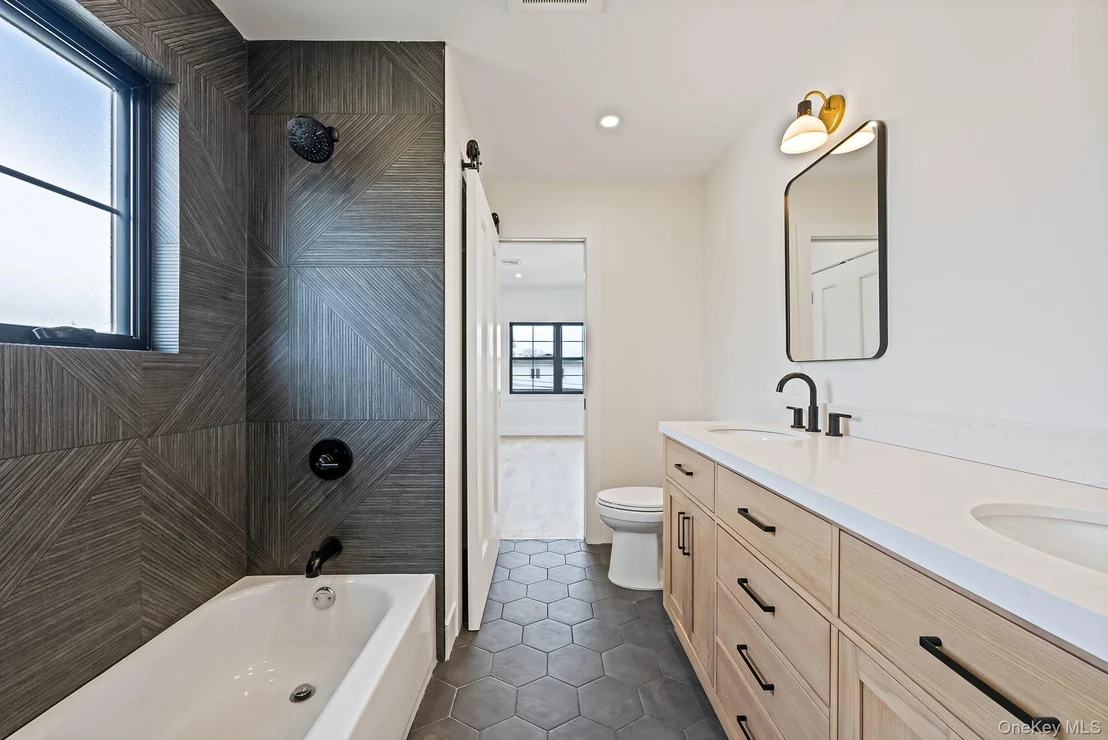 Photo of 2542 Lefferts Place