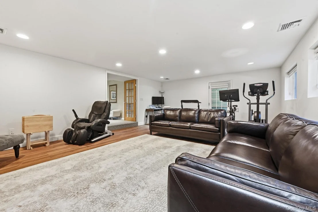Photo of 8 Herkimer Avenue