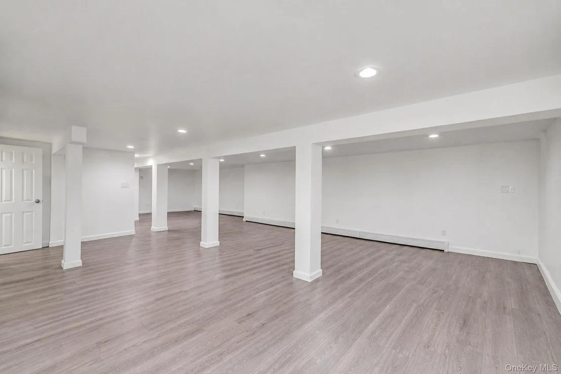 Photo of 20 Dolphin Way