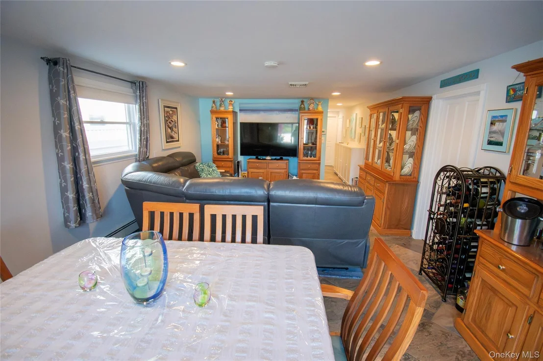 Photo of 3345 Parkway Drive