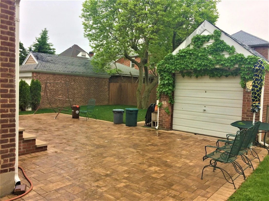 Photo of 4725 159th Street