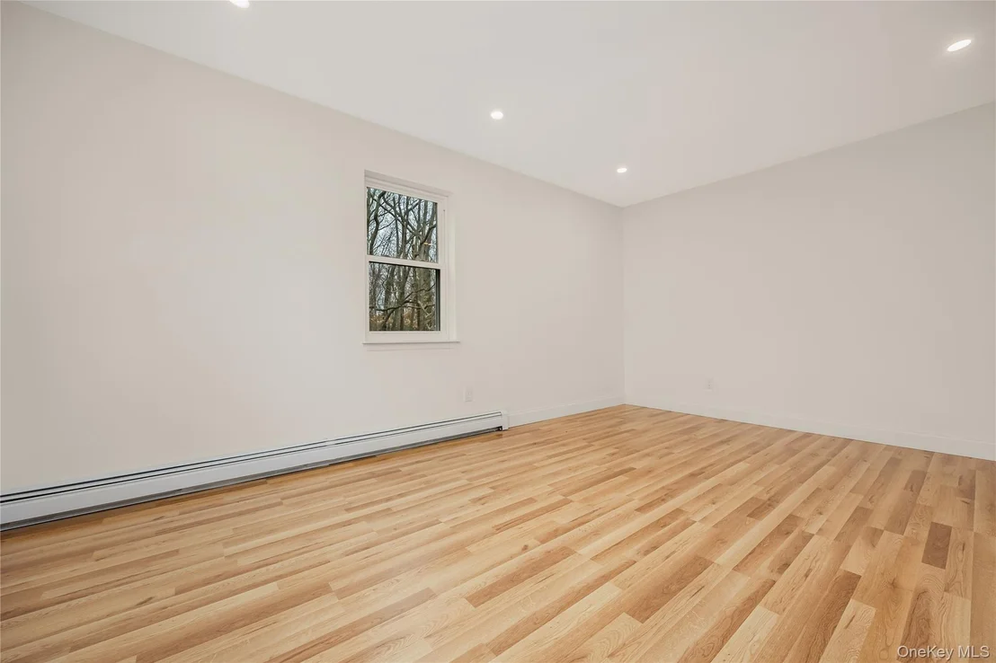 Photo of 24 Buckskin Lane