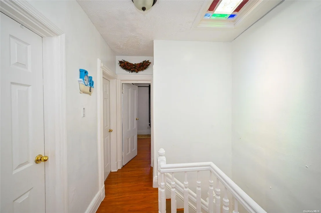 Photo of 468 Crescent Street