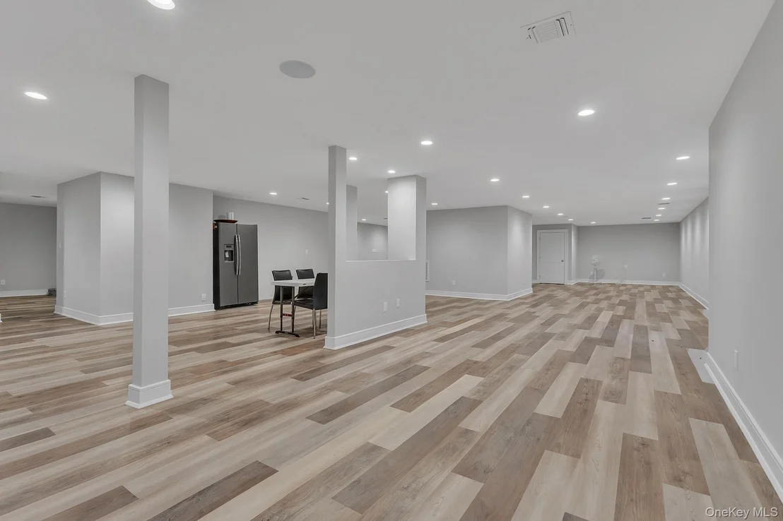 Photo of 23 Overbrook Lane