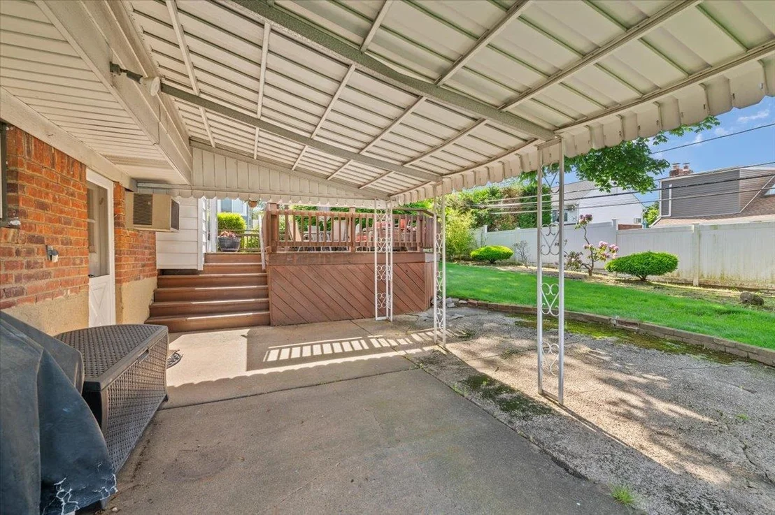 Photo of 11 Halcourt Drive