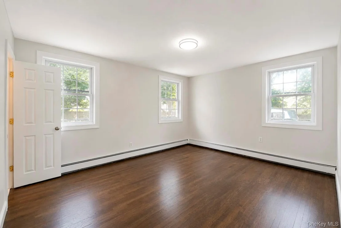 Photo of 10 Aron Drive