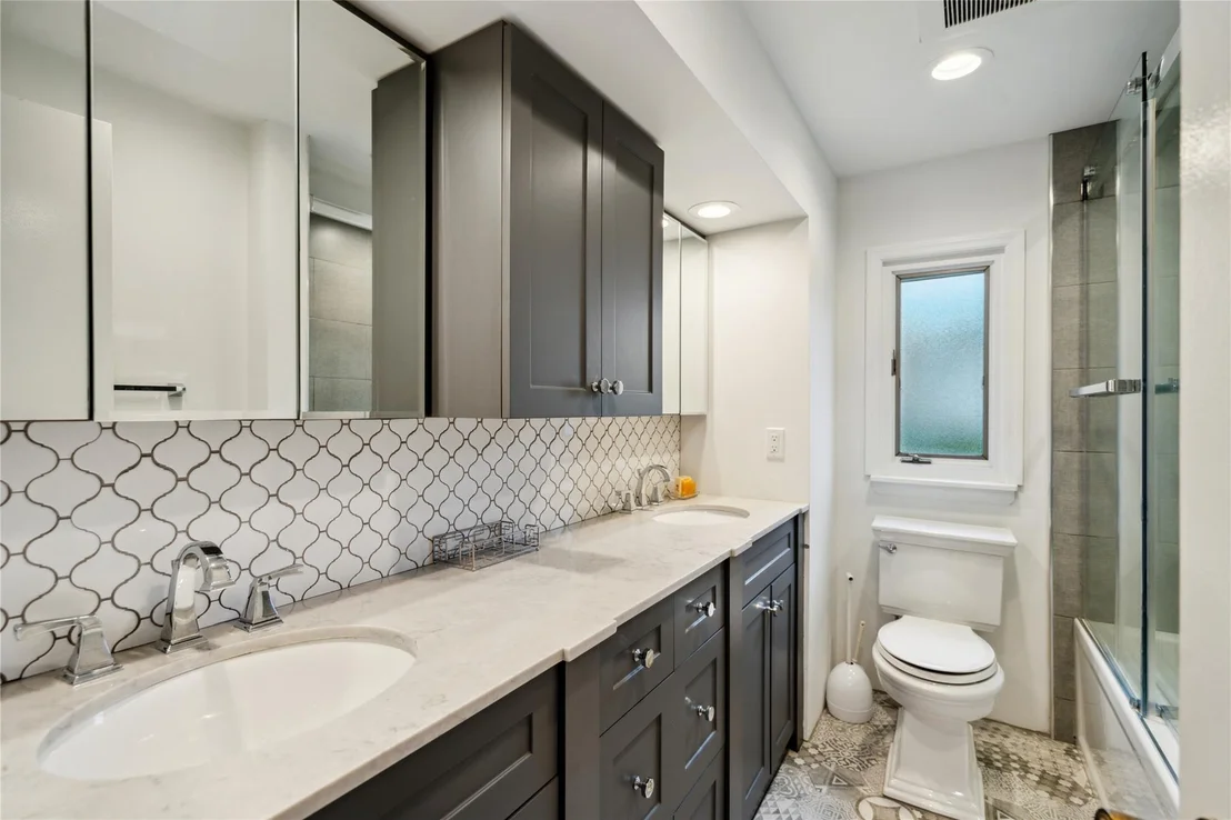 Photo of 9 Elaine Place