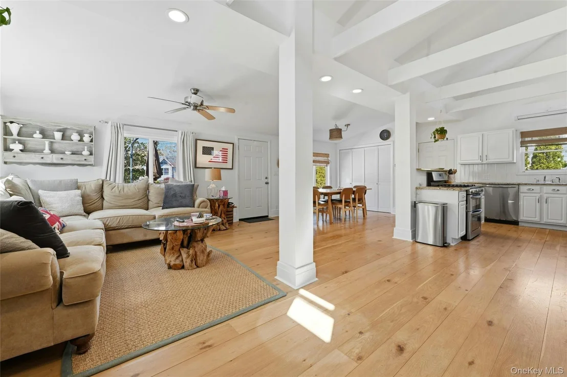 Photo of 46 Beach Road