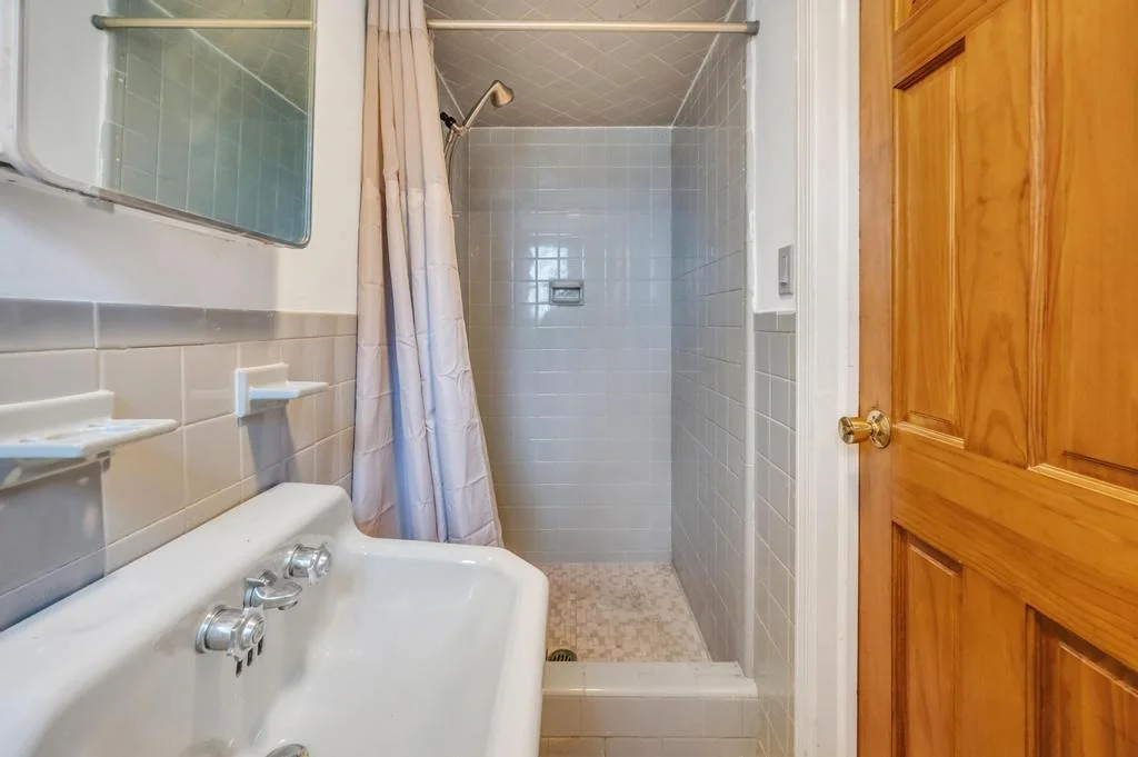 Photo of 60 Higgins Street