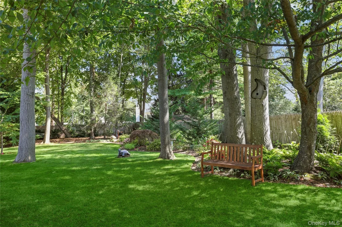 Photo of 39 Roe Avenue