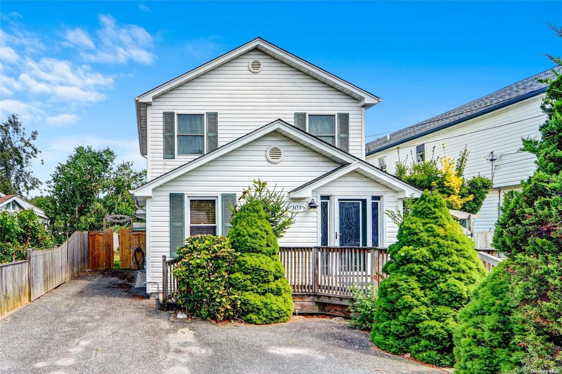 Photo of 103 Lynbrook Drive