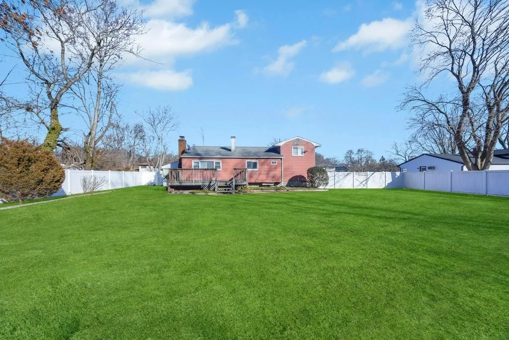 Photo of 8 Wagner Drive