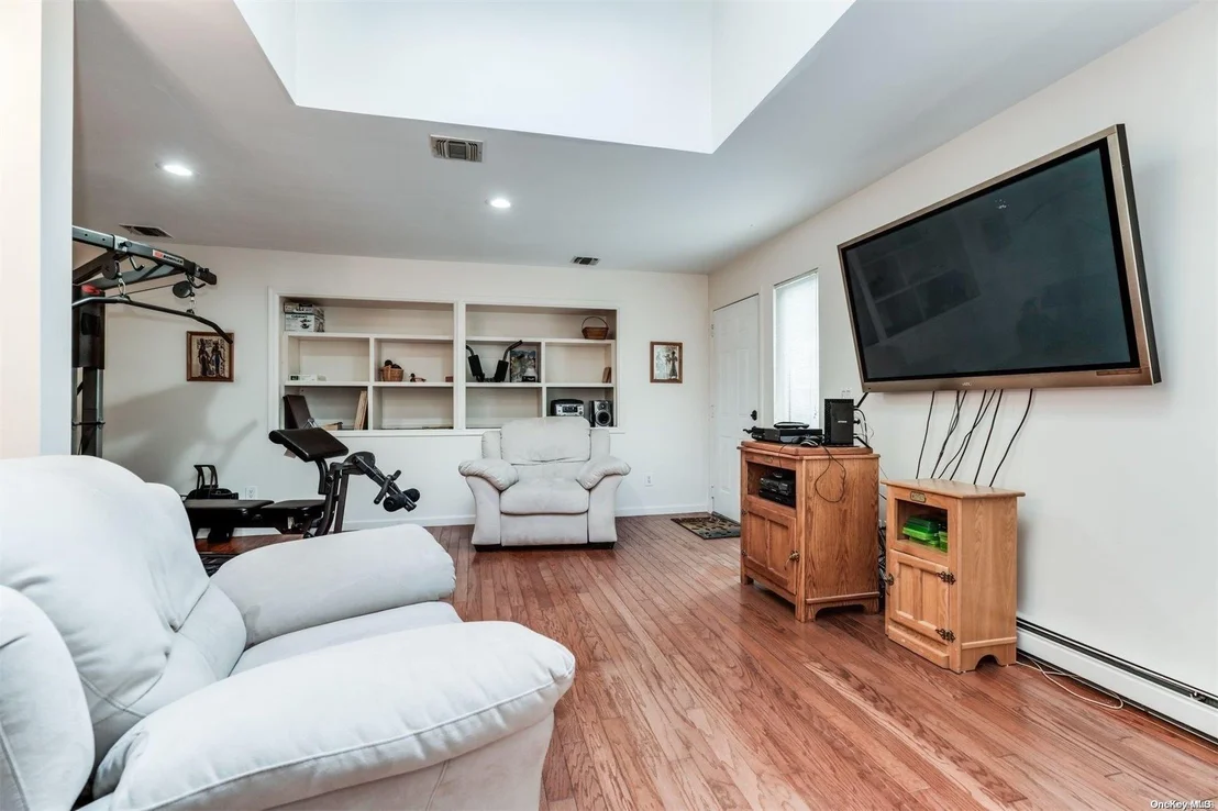 Photo of 64 Laurel Drive