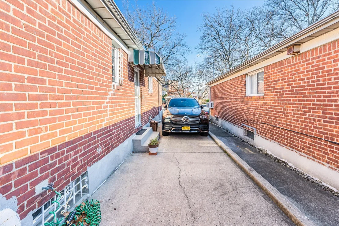 Photo of 45-42 Springfield Blvd