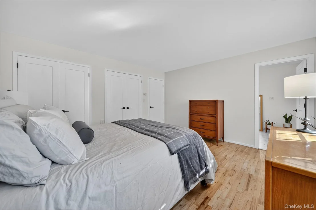 Photo of 37 Continental Drive