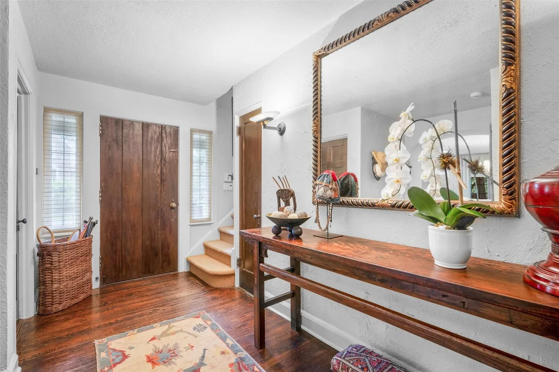 Photo of 27 Greenhaven Road