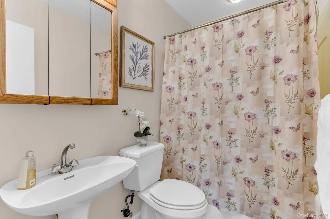 Photo of 21 Sager Lane