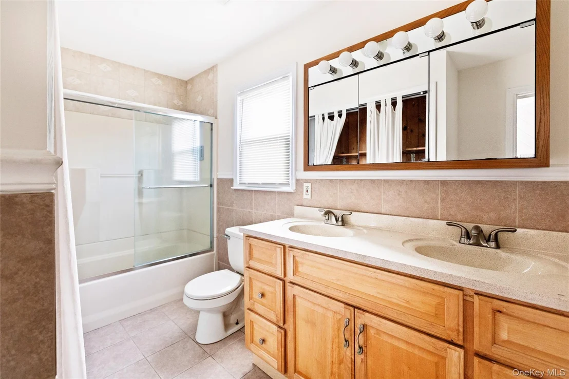 Photo of 32 Shore Drive