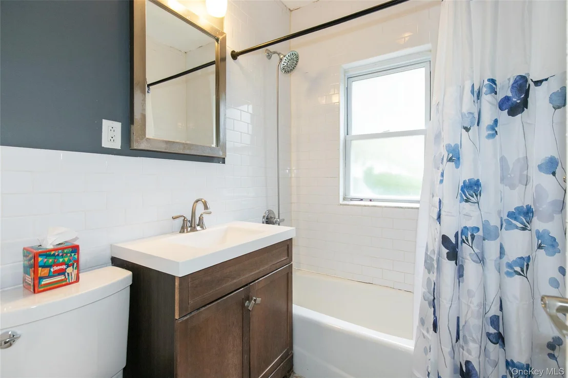 Photo of 367 Summit Avenue