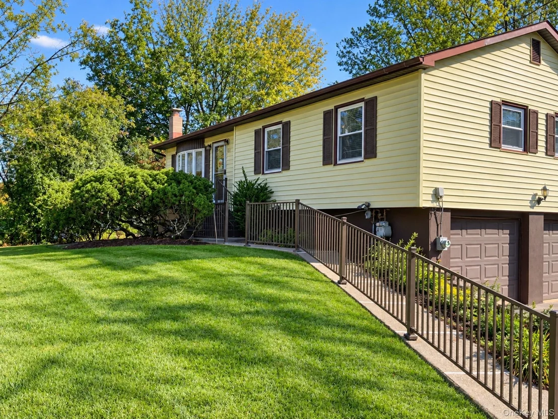 Photo of 30 Ryerson Road