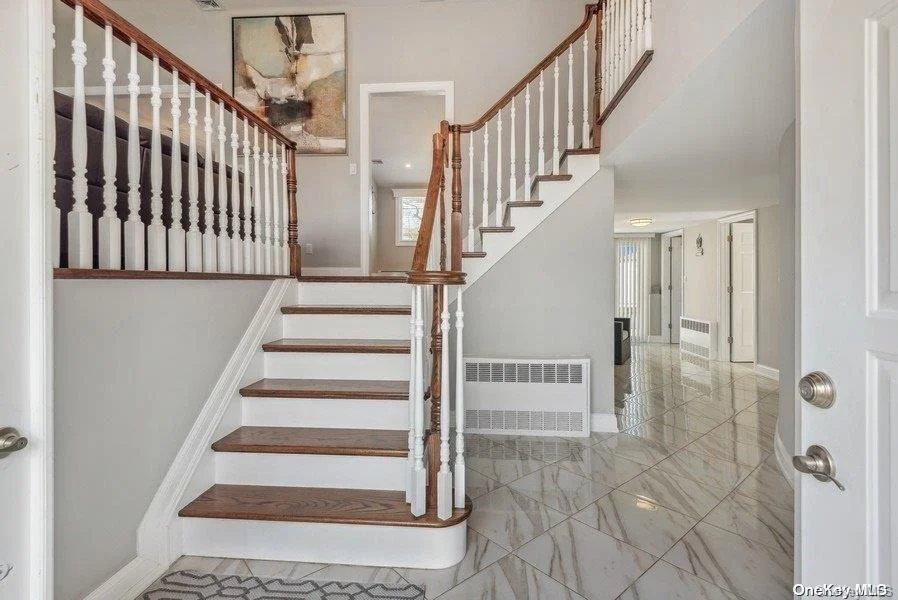 Photo of 28 S Oaks Boulevard