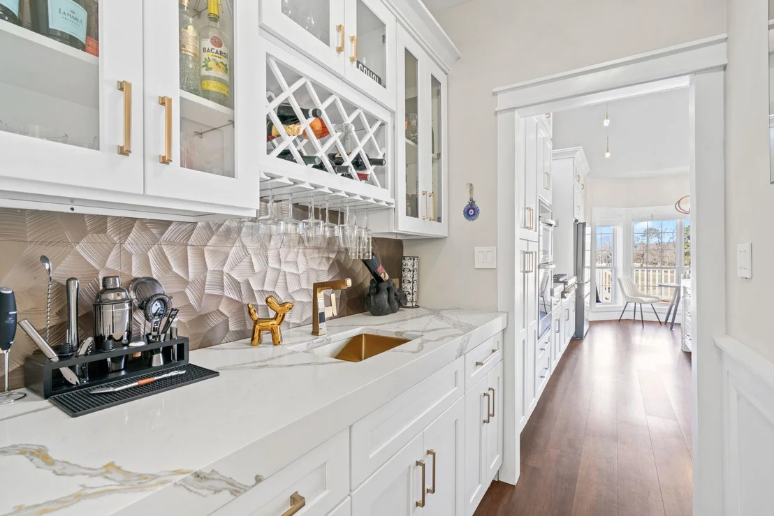 Photo of 9 Hamlet Drive