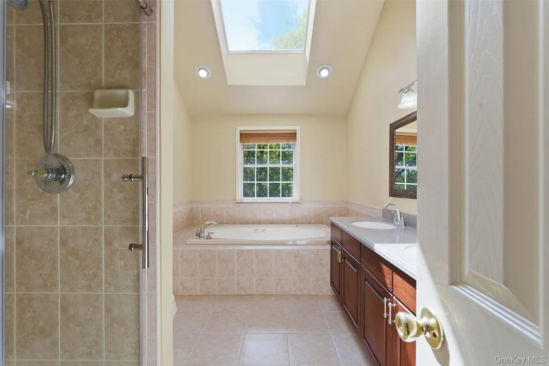 Photo of 105 Hempstead Road