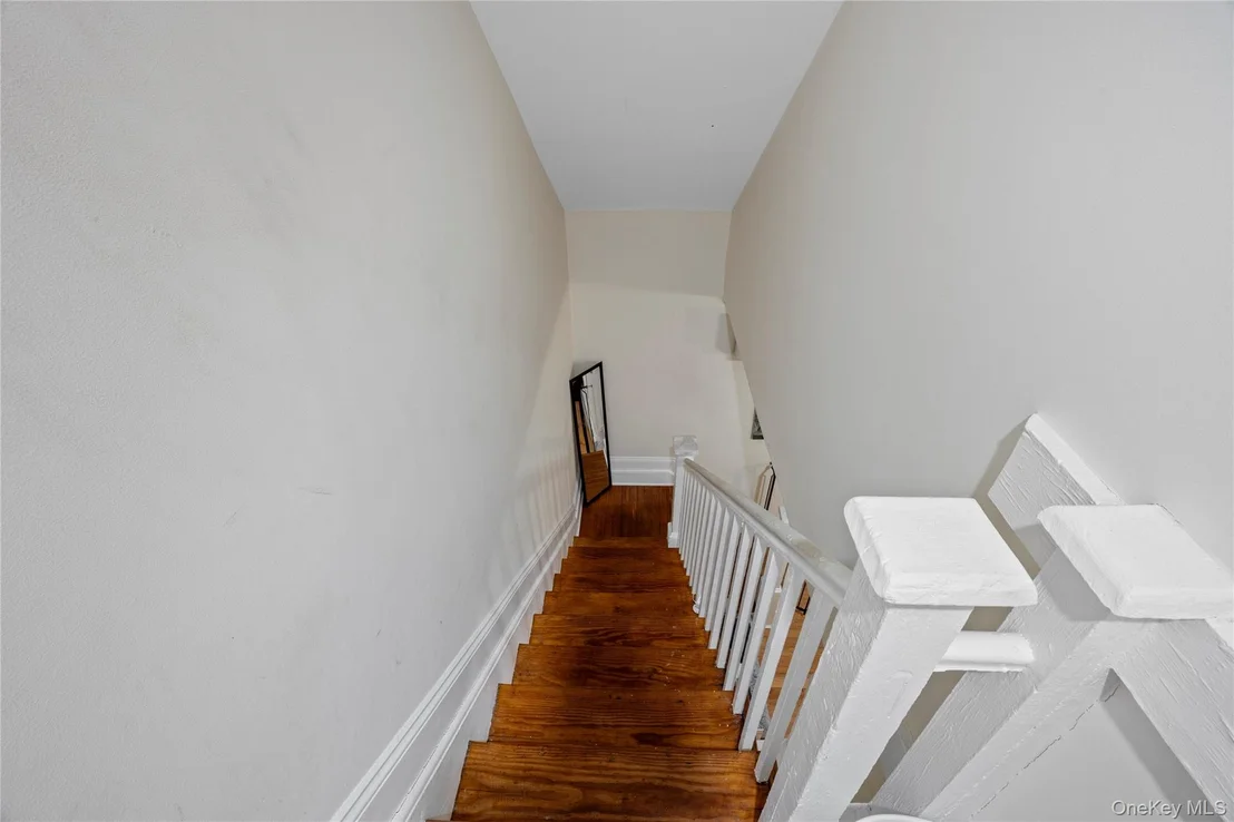 Photo of 23 Pineview Boulevard