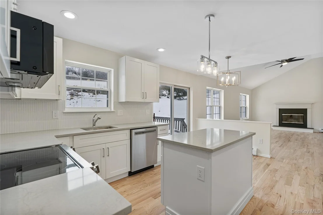 Photo of 2 Shadowbrook Lane