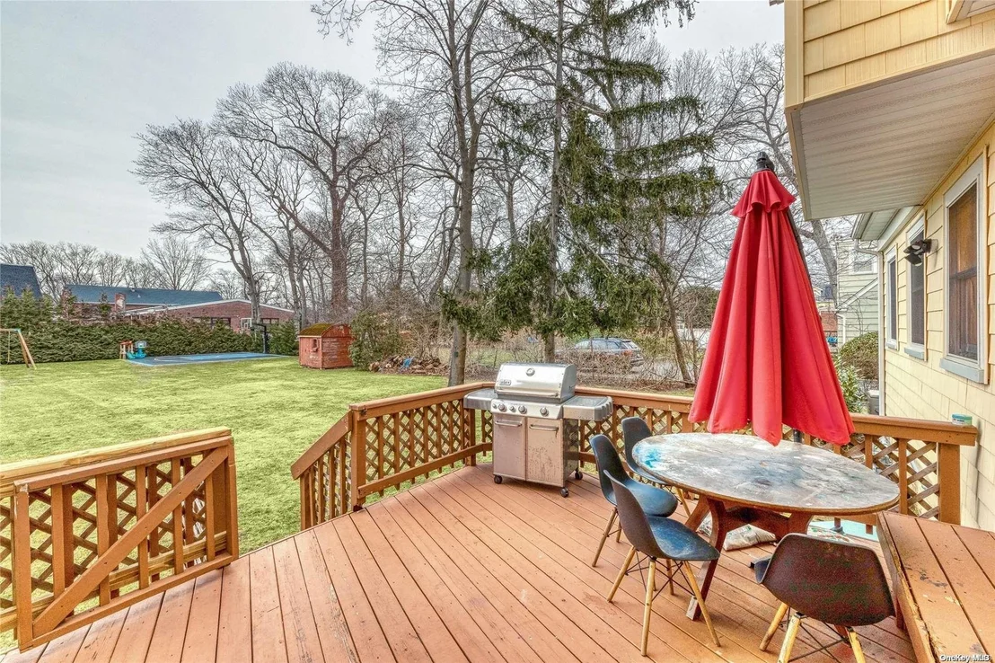 Photo of 49 Lindenmere Drive