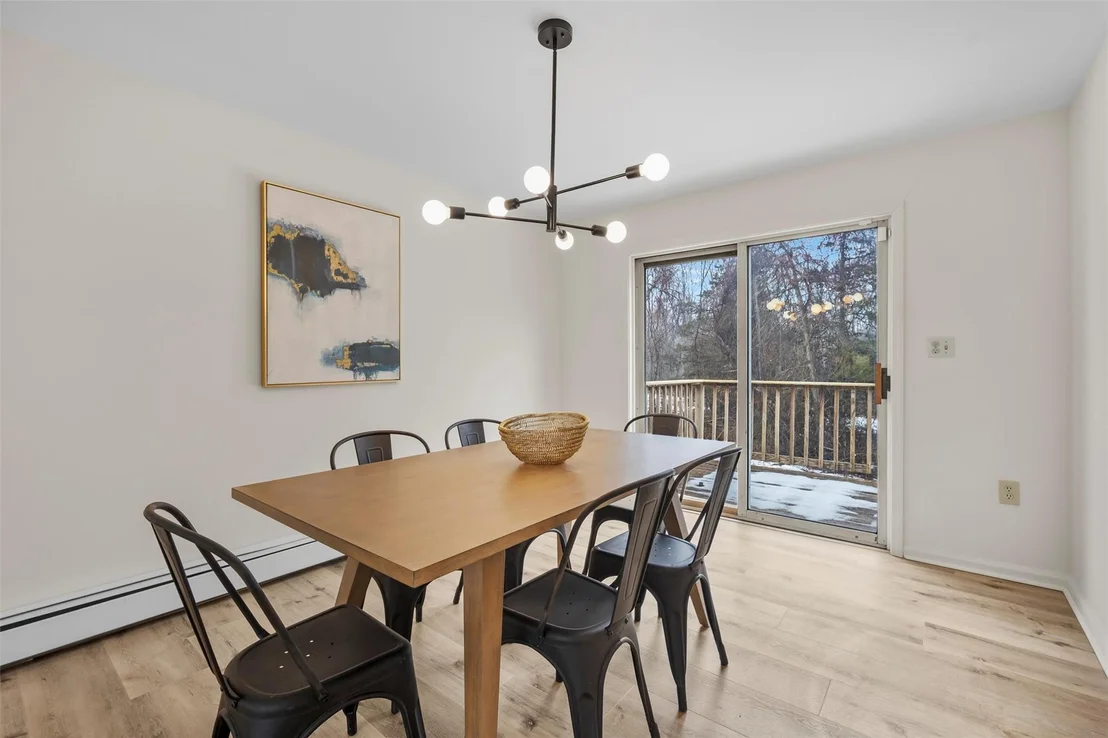 Photo of 82 Peach Road