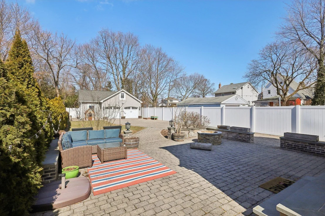 Photo of 85 Yale Street