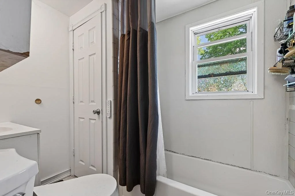 Photo of 27 Tomahawk Drive
